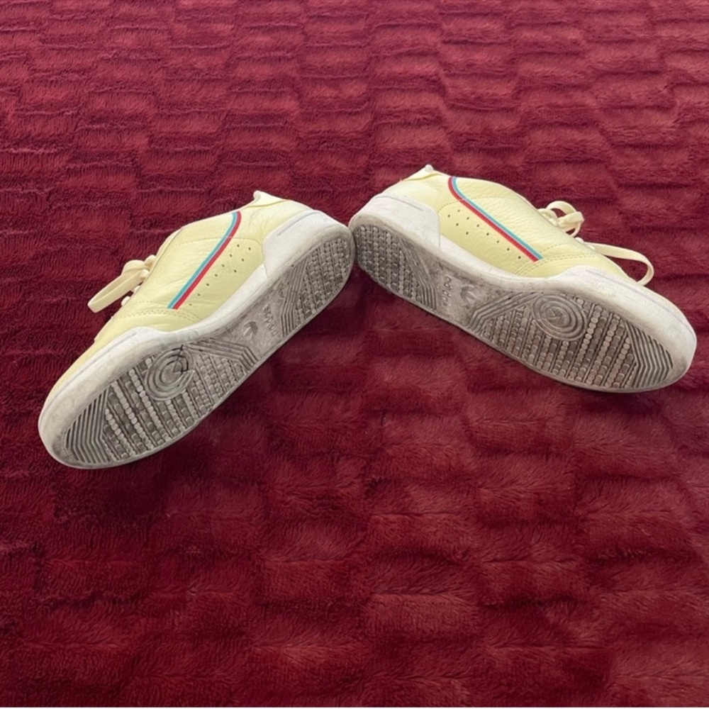 Used as is Reebok - Picture 2 of 4